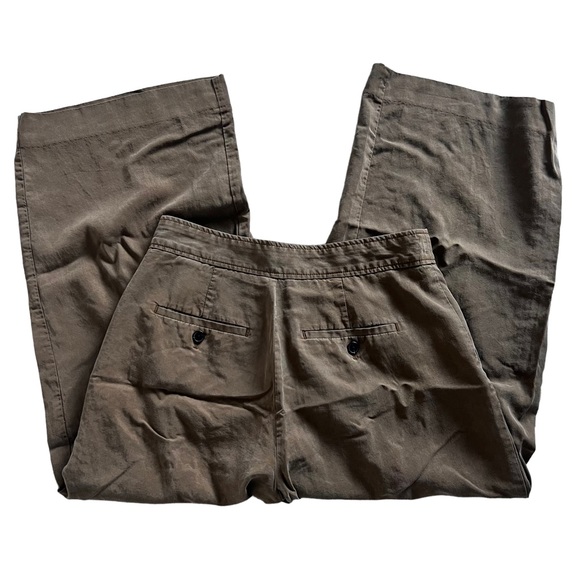 Banana Republic Women's High-Rise Wide-Leg Cropped Pant
Size 8 - Picture 4 of 13